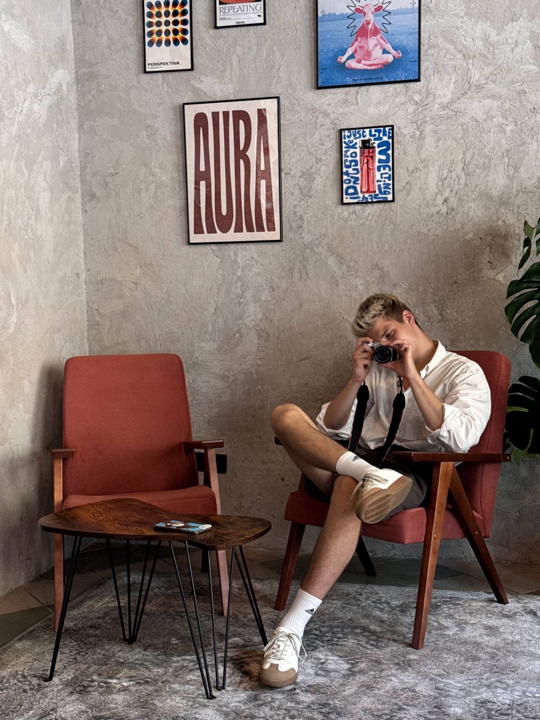 Илья с фотоаппаратом